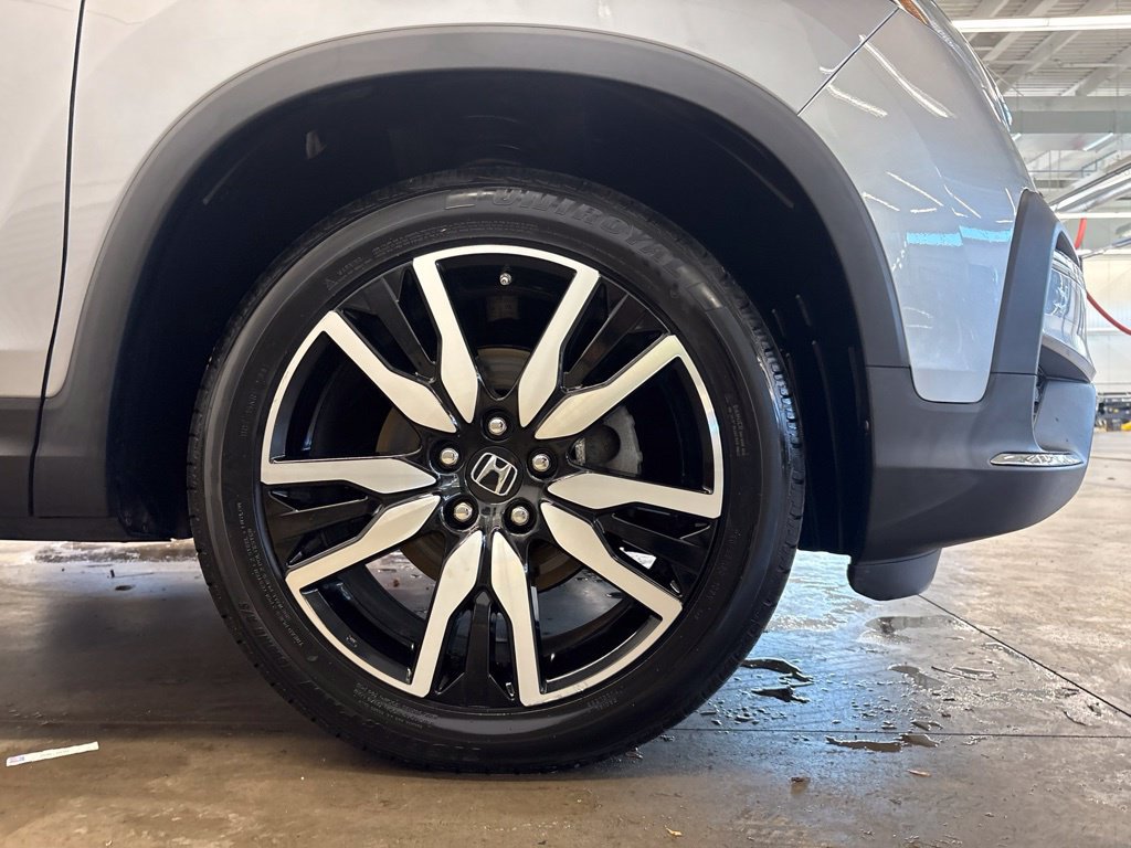 Used 2020 Honda Pilot Touring image 29