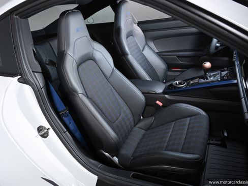 Used 2026 Porsche 911 Carrera T image 30