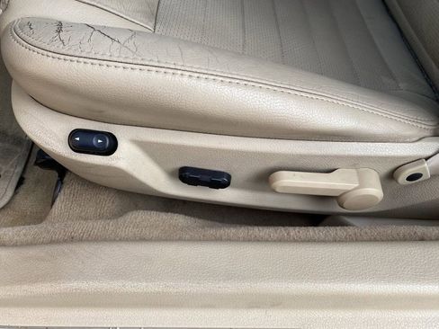 Used 2006 Ford Mustang GT Premium image 19