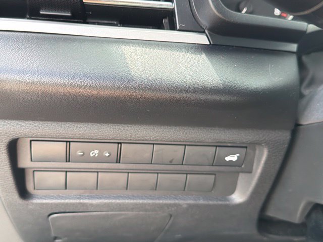Used 2024 Mitsubishi Outlander SE FWD image 32