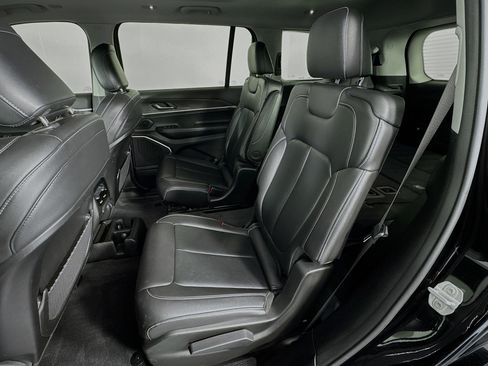 Used 2021 Jeep Grand Cherokee L Limited image 26