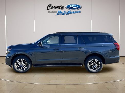 New 2025 Ford Expedition Max Active image 3