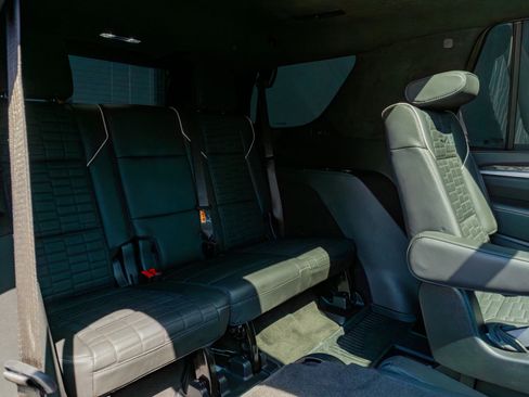 Used 2025 Cadillac Escalade V image 61