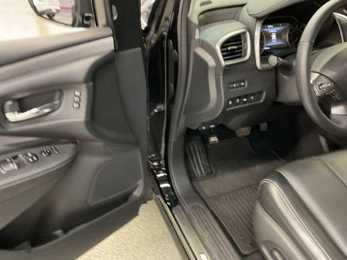 Used 2023 Nissan Murano SL w/ Cargo Package AWD/4WD image 11