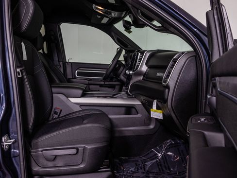 New 2027 RAM 2500 Big Horn AWD/4WD image 39