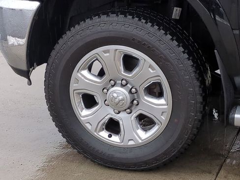 Used 2015 RAM 2500 Limited image 14