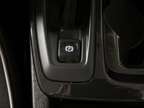 Used 2023 Chevrolet TrailBlazer LT w/ Convenience Package AWD/4WD image 40
