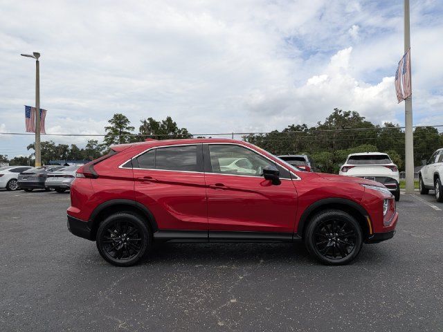 Used 2024 Mitsubishi Eclipse Cross LE AWD/4WD image 2