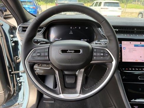 Used 2026 Jeep Grand Cherokee L Limited w/ Luxury Tech Group II AWD/4WD image 34