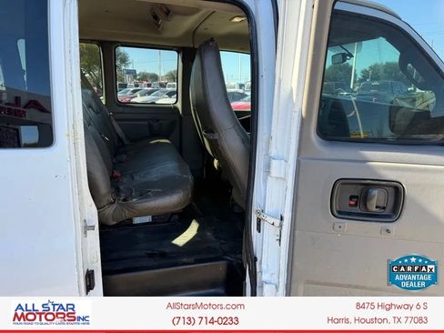 Used 2017 Chevrolet Express 2500 LS RWD image 14