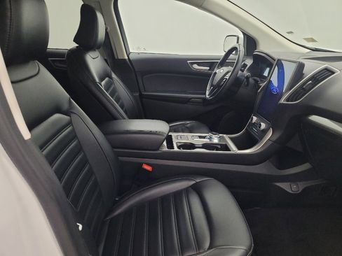 Used 2023 Ford Edge SEL image 21