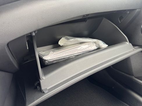 Used 2025 Nissan Sentra SV FWD image 25