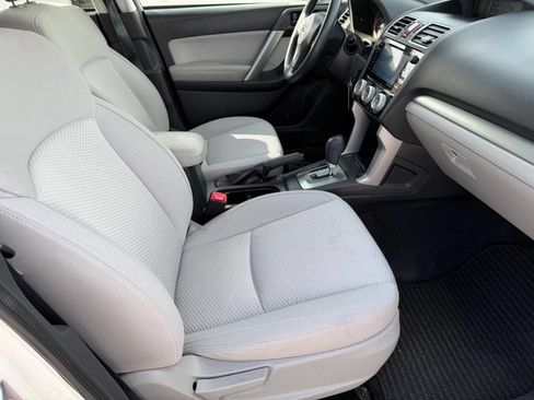 Used 2016 Subaru Forester 2.5i Premium image 20