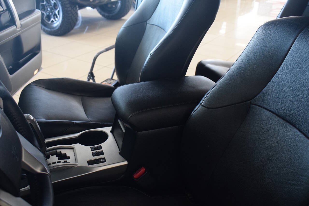 Used 2012 Toyota 4Runner Limited AWD/4WD image 37