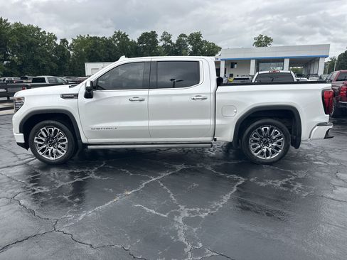 Used 2024 GMC Sierra 1500 Denali Ultimate AWD/4WD image 5