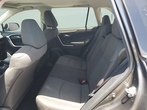 Used 2023 Toyota RAV4 XLE w/ Convenience Package FWD image 10