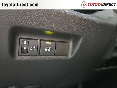 New 2025 Toyota RAV4 XLE image 19