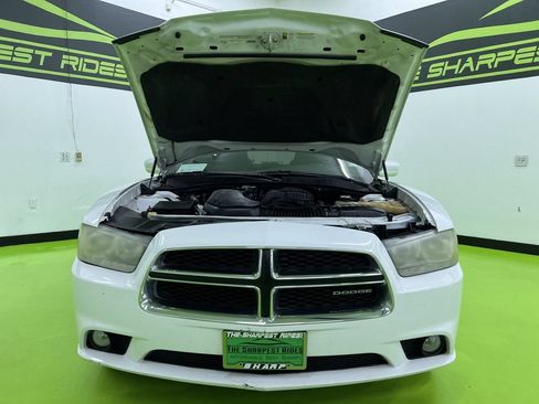 Used 2011 Dodge Charger Rallye RWD image 4