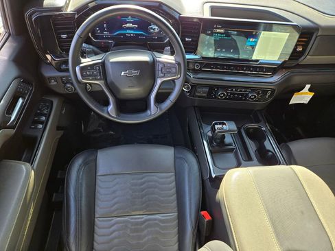 Used 2024 Chevrolet Silverado 1500 ZR2 w/ Technology Package AWD/4WD image 12