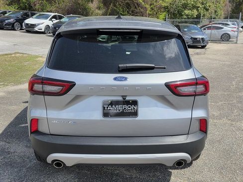 Used 2024 Ford Escape Active w/ Cold Weather Package FWD image 3