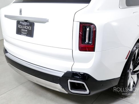 Certified 2025 Rolls-Royce Cullinan image 44