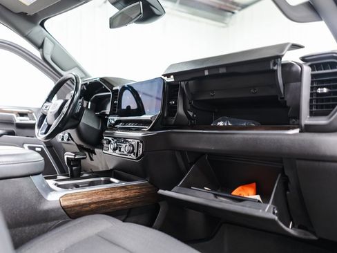 Used 2023 GMC Sierra 1500 Elevation w/ Preferred Package image 35