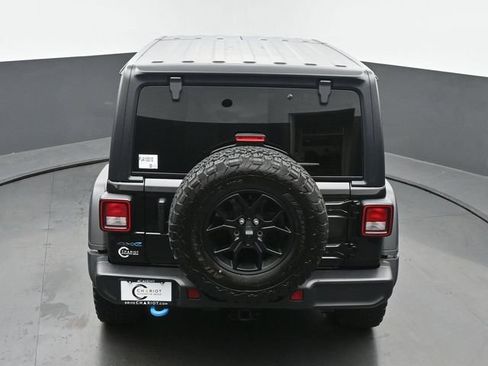Used 2024 Jeep Wrangler Unlimited AWD/4WD image 40