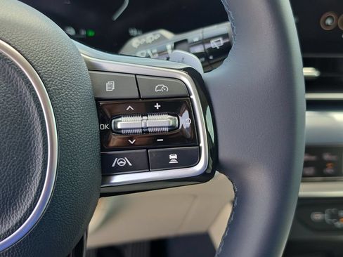 New 2026 Kia Carnival SX FWD image 33