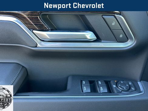 New 2026 GMC Sierra 1500 Elevation w/ Elevation Premium Package image 9