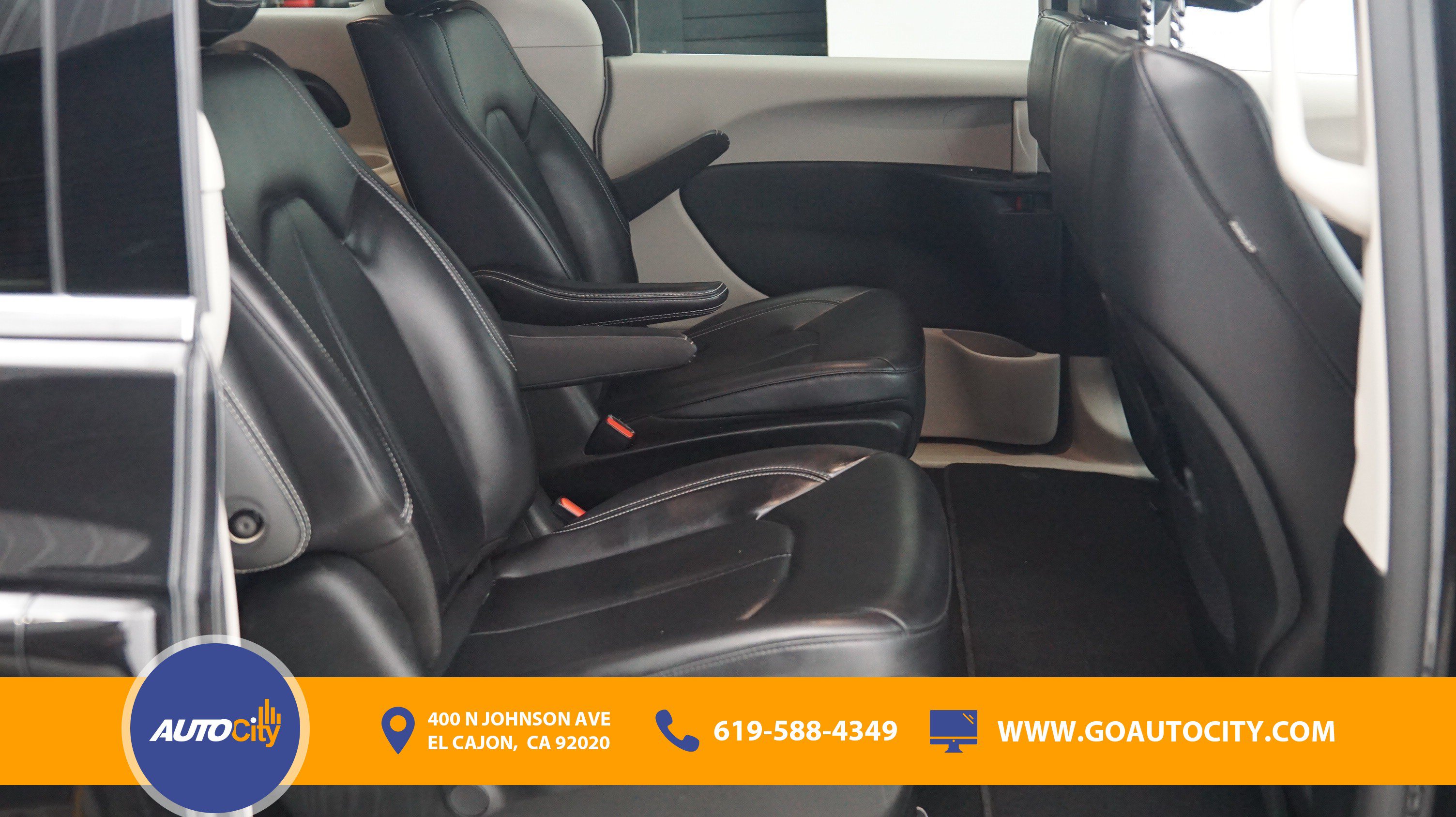 Used 2024 Chrysler Pacifica Limited FWD image 13
