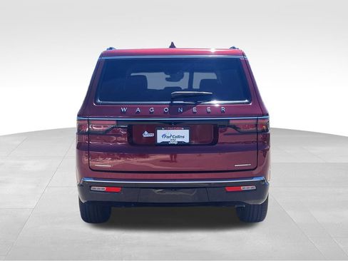 Used 2022 Jeep Wagoneer Series III AWD/4WD image 7