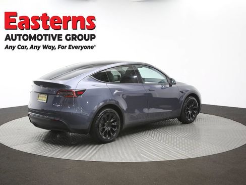 Used 2023 Tesla Model Y AWD image 36