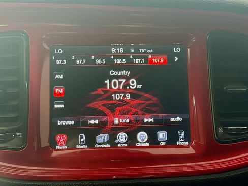 Used 2015 Dodge Challenger R/T Plus RWD image 15