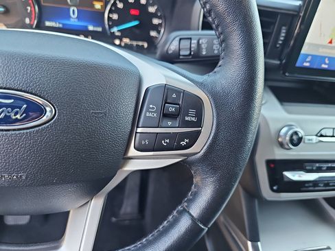 Used 2023 Ford Explorer XLT w/ Equipment Group 202A AWD/4WD image 20