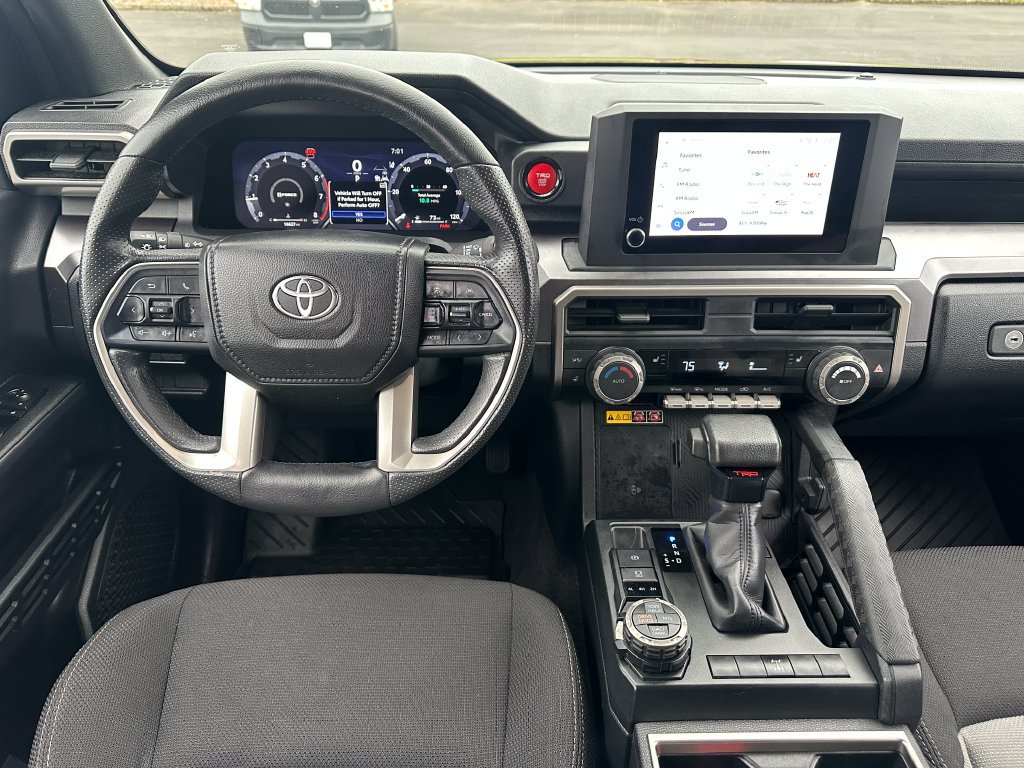 Used 2025 Toyota 4Runner TRD Off-Road AWD/4WD image 15