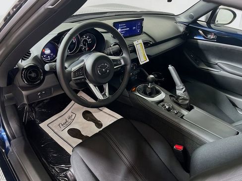 New 2026 MAZDA MX-5 Miata Club w/ Weather Package RWD image 9