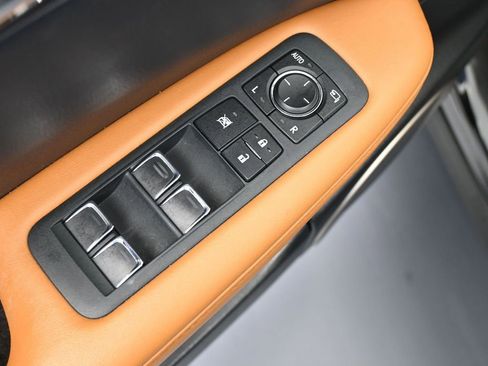 Used 2022 Lexus RX 350L FWD w/ Premium Package image 19