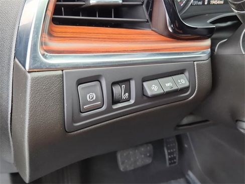 Used 2022 Cadillac XT5 Premium Luxury w/ Technology Package image 26