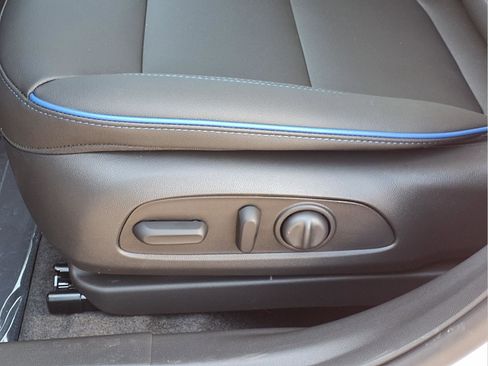 New 2026 Buick Envista Sport Touring w/ Convenience I Package image 19