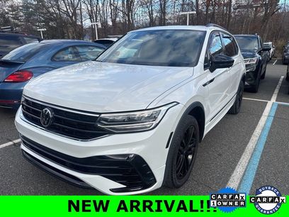 Certified 2022 Volkswagen Tiguan SE R-Line