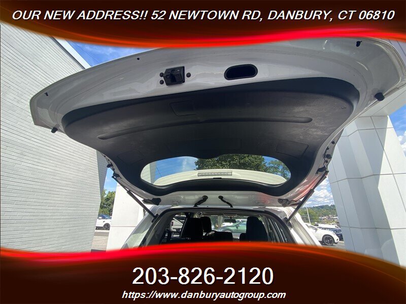 Used 2015 Toyota RAV4 XLE AWD/4WD image 20