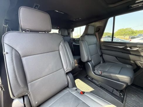 Used 2024 GMC Yukon Denali w/ Denali Reserve Package AWD/4WD image 13