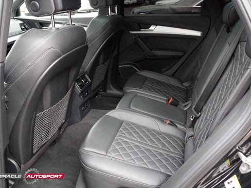 Used 2019 Audi SQ5 Premium Plus w/ Premium Plus Package image 23