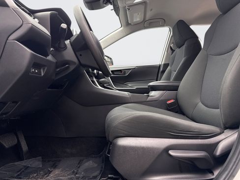 Used 2024 Toyota RAV4 LE image 11