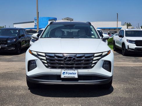 Used 2022 Hyundai Tucson Limited AWD/4WD image 2