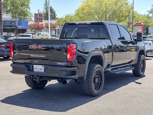 Used 2020 GMC Sierra 3500 AT4 w/ AT4 Premium Package AWD/4WD image 4