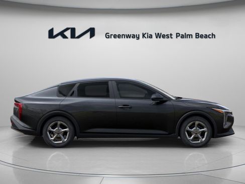 New 2026 Kia K4 LXS image 9