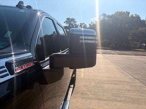 Used 2025 GMC Sierra 3500 SLT w/ SLT Premium Package AWD/4WD image 25
