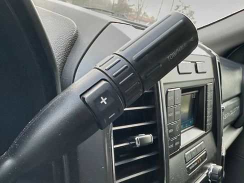 Used 2019 Ford F350 XLT w/ XLT Value Package image 38