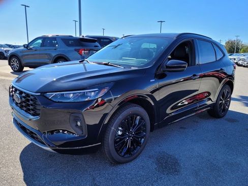 New 2026 Ford Escape ST-Line Elite w/ Equipment Group 501A image 3